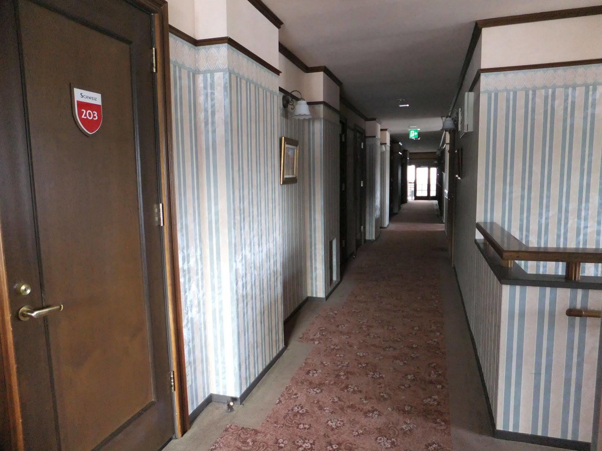 Heidihof Hotel Hakuba Extérieur photo